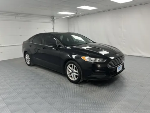 Black 2015 Ford Fusion SE for sale in Chillicothe, MO