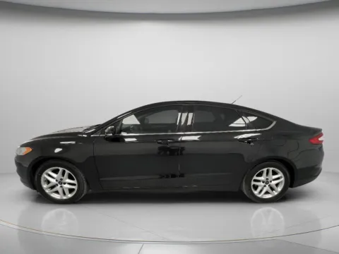 More photos of 2015 Ford Fusion SE at MAG CDJR, MO