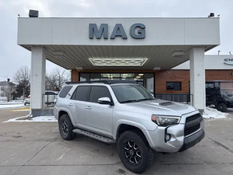 Silver 2019 Toyota 4Runner TRD Off Road Premium for sale in Chillicothe, MO