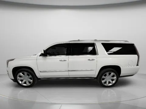 More photos of 2019 Cadillac Escalade ESV Premium Luxury at MAG CDJR, MO