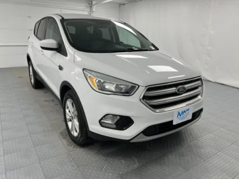 Photos of 2017 Ford Escape SE for sale in Chillicothe, MO at MAG CDJR