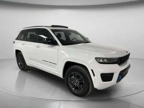 White 2024 Jeep Grand Cherokee 4xe Anniversary Edition for sale in Chillicothe, MO