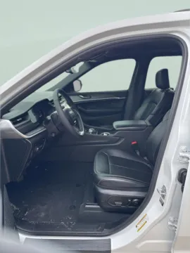 More photos of 2024 Jeep Grand Cherokee 4xe Anniversary Edition at MAG CDJR, MO