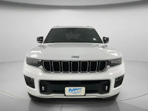 Another view of 2023 Jeep Grand Cherokee Overland for sale in Chillicothe, MO at MAG CDJR