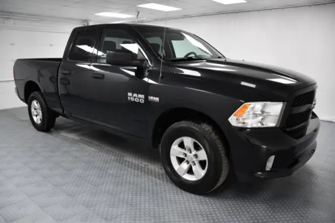 Black 2017 Ram 1500 Express for sale in Chillicothe, MO
