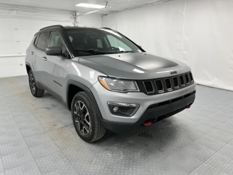 Silver 2021 Jeep Compass Trailhawk for sale in Chillicothe, MO
