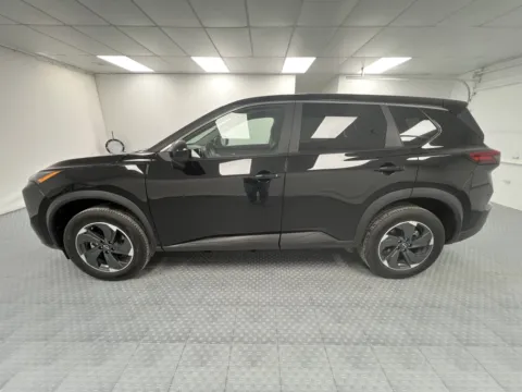 More photos of 2025 Nissan Rogue SV at MAG CDJR, MO