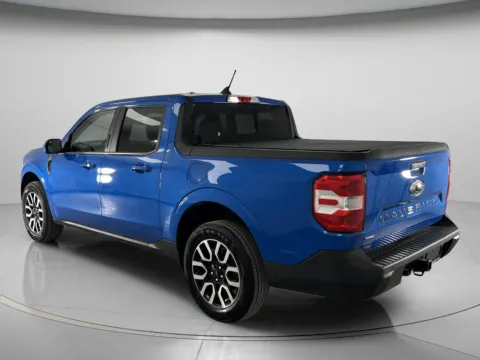More photos of 2022 Ford Maverick LARIAT at MAG CDJR, MO