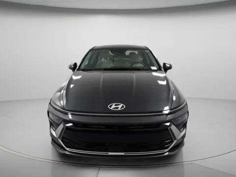 Another view of 2025 Hyundai Sonata SEL for sale in Chillicothe, MO at MAG CDJR