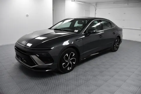 Another view of 2025 Hyundai Sonata SEL for sale in Chillicothe, MO at MAG CDJR