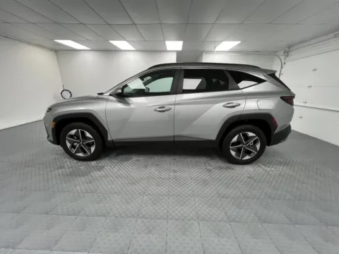 More photos of 2026 Hyundai Tucson SEL at MAG CDJR, MO