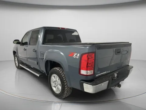 More photos of 2013 GMC Sierra 1500 SLE at MAG CDJR, MO