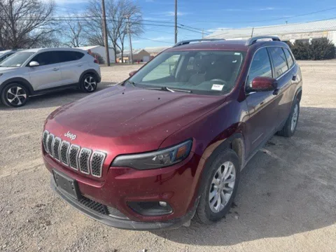 Red 2019 Jeep Cherokee Latitude for sale in Chillicothe, MO