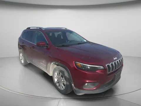 Photos of 2019 Jeep Cherokee Latitude for sale in Chillicothe, MO at MAG CDJR