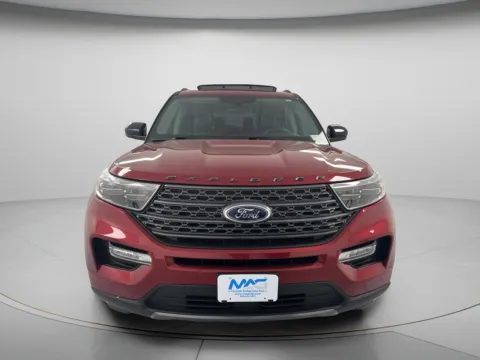 Photos of 2023 Ford Explorer XLT for sale in Chillicothe, MO at MAG CDJR