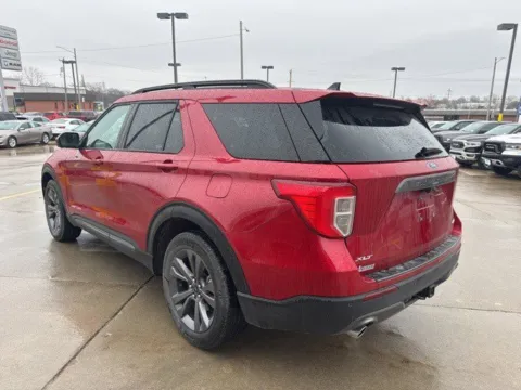 More photos of 2023 Ford Explorer XLT at MAG CDJR, MO