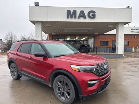 Red 2023 Ford Explorer XLT for sale in Chillicothe, MO