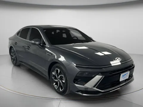 Another view of 2025 Hyundai Sonata SEL for sale in Chillicothe, MO at MAG CDJR