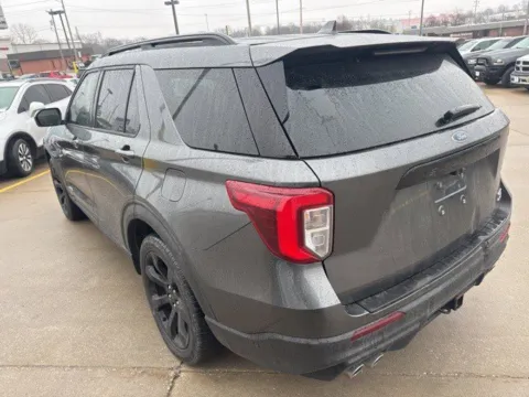 More photos of 2020 Ford Explorer ST at MAG CDJR, MO