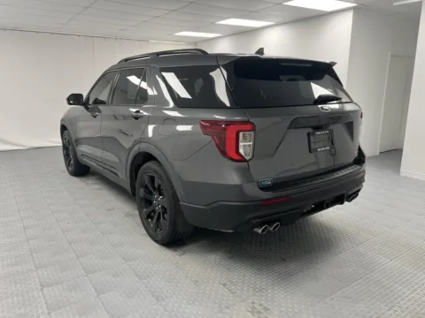 More photos of 2020 Ford Explorer ST at MAG CDJR, MO