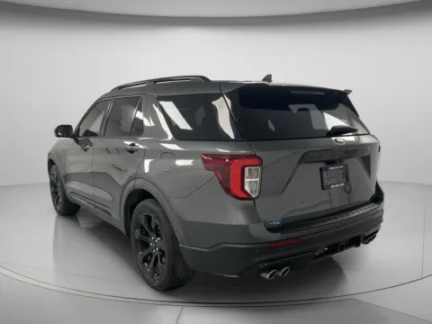 More photos of 2020 Ford Explorer ST at MAG CDJR, MO