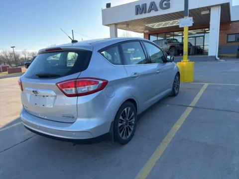 More photos of 2017 Ford C-Max Hybrid Titanium at MAG CDJR, MO