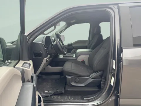 More photos of 2017 Ford F-150 XL 4WD SuperCrew 6.5' Box at MAG CDJR, MO