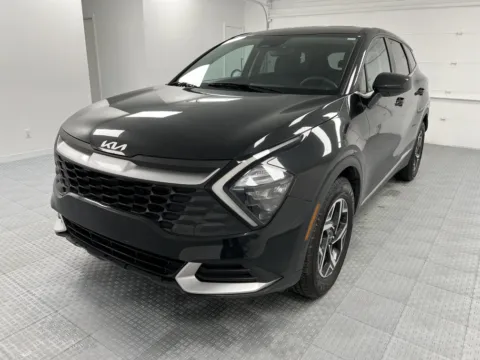 More photos of 2023 Kia Sportage LX at MAG CDJR, MO