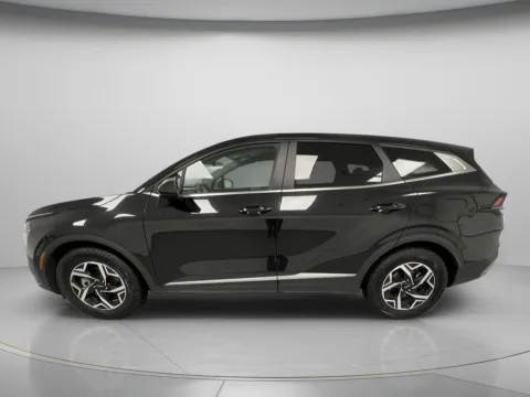 More photos of 2023 Kia Sportage LX at MAG CDJR, MO