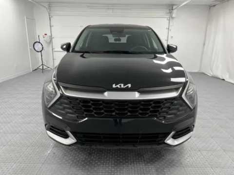 More photos of 2023 Kia Sportage LX at MAG CDJR, MO