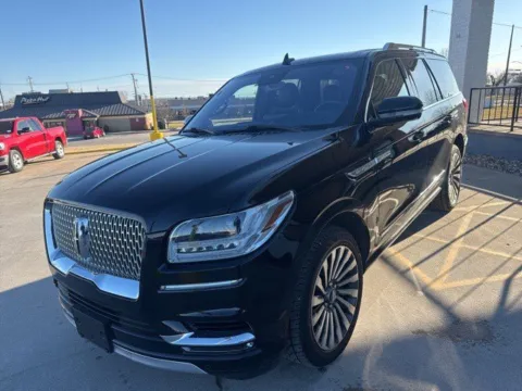 Photos of 2019 Lincoln Navigator Reserve for sale in Chillicothe, MO at MAG CDJR