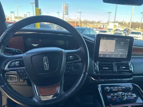 Another view of 2019 Lincoln Navigator Reserve for sale in Chillicothe, MO at MAG CDJR