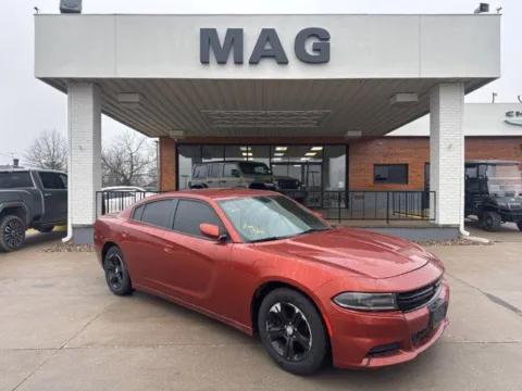 Orange 2021 Dodge Charger SXT for sale in Chillicothe, MO