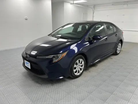 More photos of 2020 Toyota Corolla LE at MAG CDJR, MO