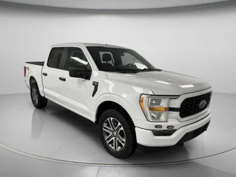 Another view of 2021 Ford F-150 XL 4WD SuperCrew 6.5' Box for sale in Chillicothe, MO at MAG CDJR