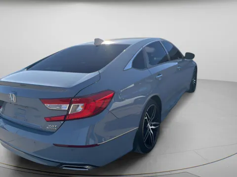 More photos of 2021 Honda Accord Sedan Touring at MAG CDJR, MO