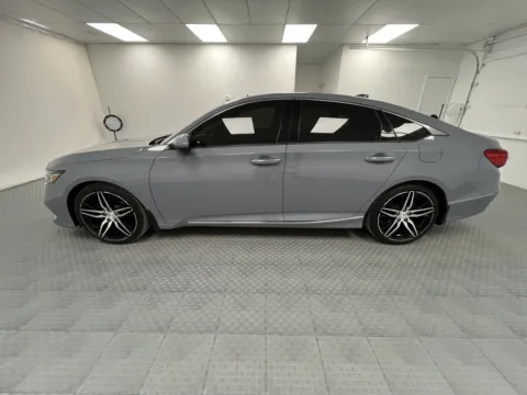 More photos of 2021 Honda Accord Sedan Touring at MAG CDJR, MO