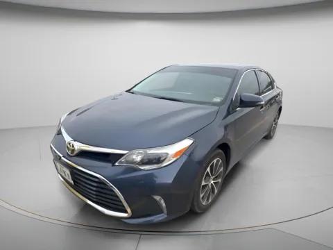 Another view of 2016 Toyota Avalon Limited for sale in Chillicothe, MO at MAG CDJR