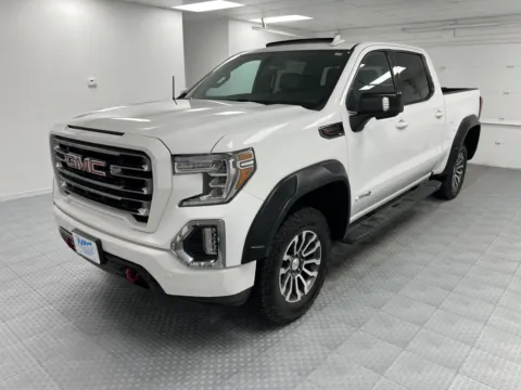Another view of 2020 GMC Sierra 1500 AT4 for sale in Chillicothe, MO at MAG CDJR