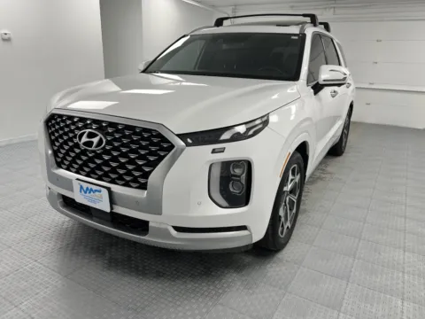 Another view of 2021 Hyundai Palisade Calligraphy for sale in Chillicothe, MO at MAG CDJR