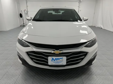 Photos of 2023 Chevrolet Malibu LT for sale in Chillicothe, MO at MAG CDJR