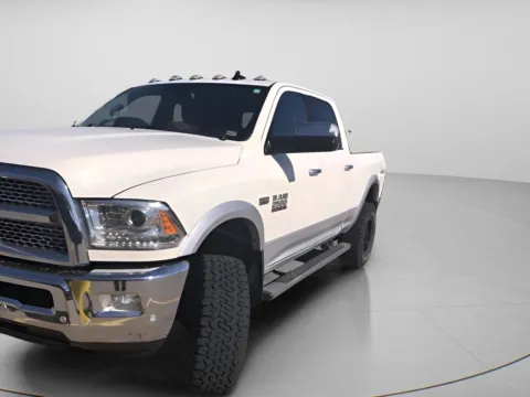 White 2018 Ram 2500 Laramie for sale in Chillicothe, MO