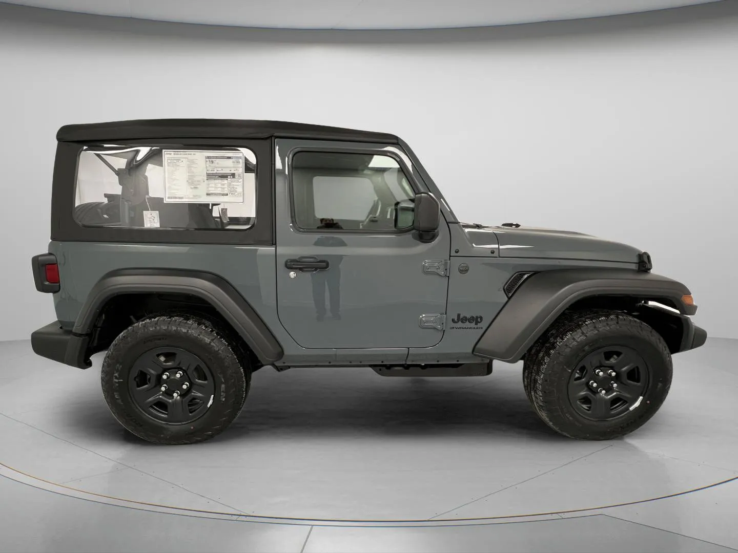 Jeep Wrangler photo 9