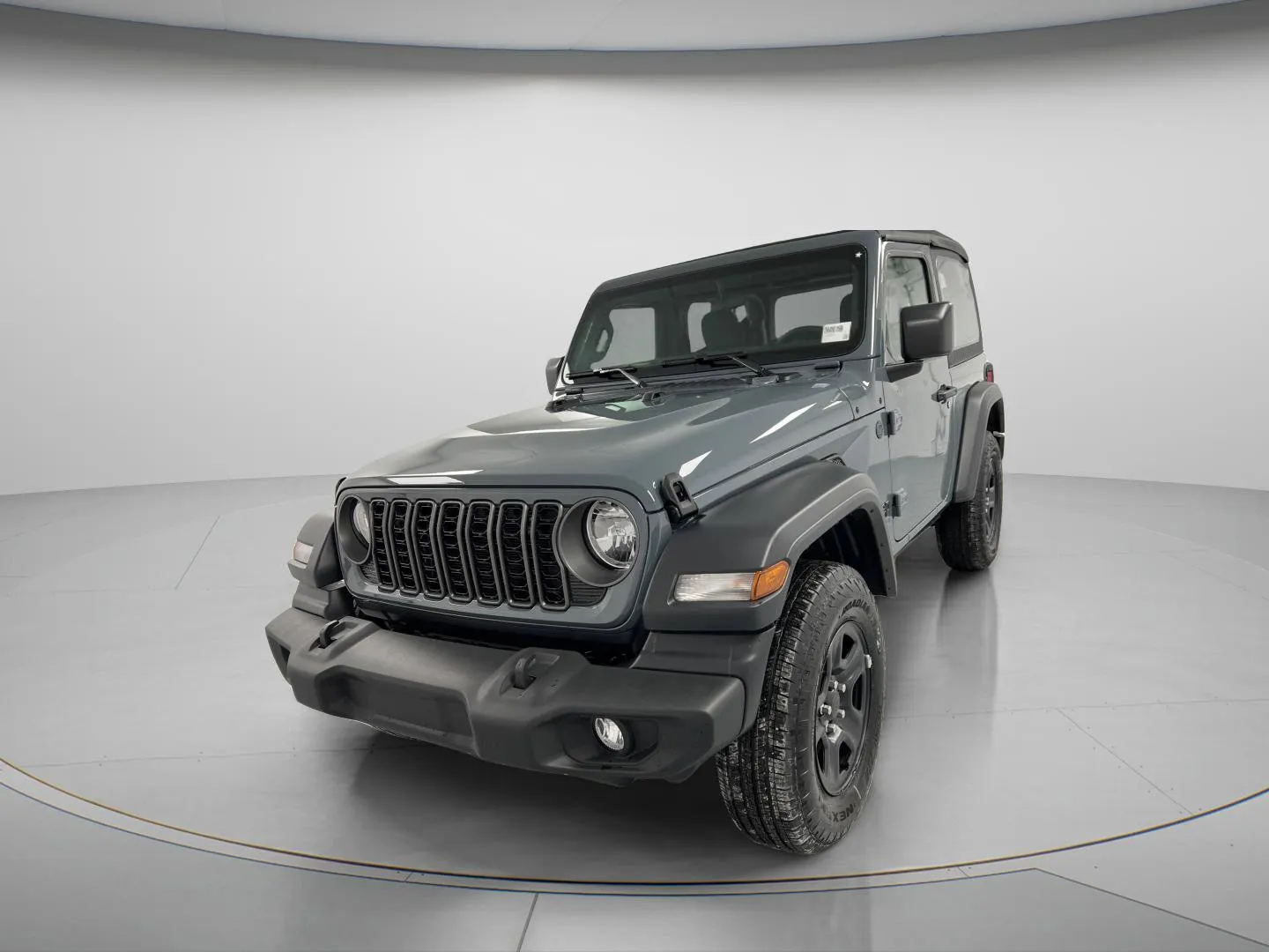 Jeep Wrangler photo 4