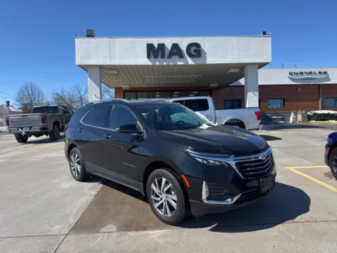 Black 2023 Chevrolet Equinox Premier for sale in Chillicothe, MO