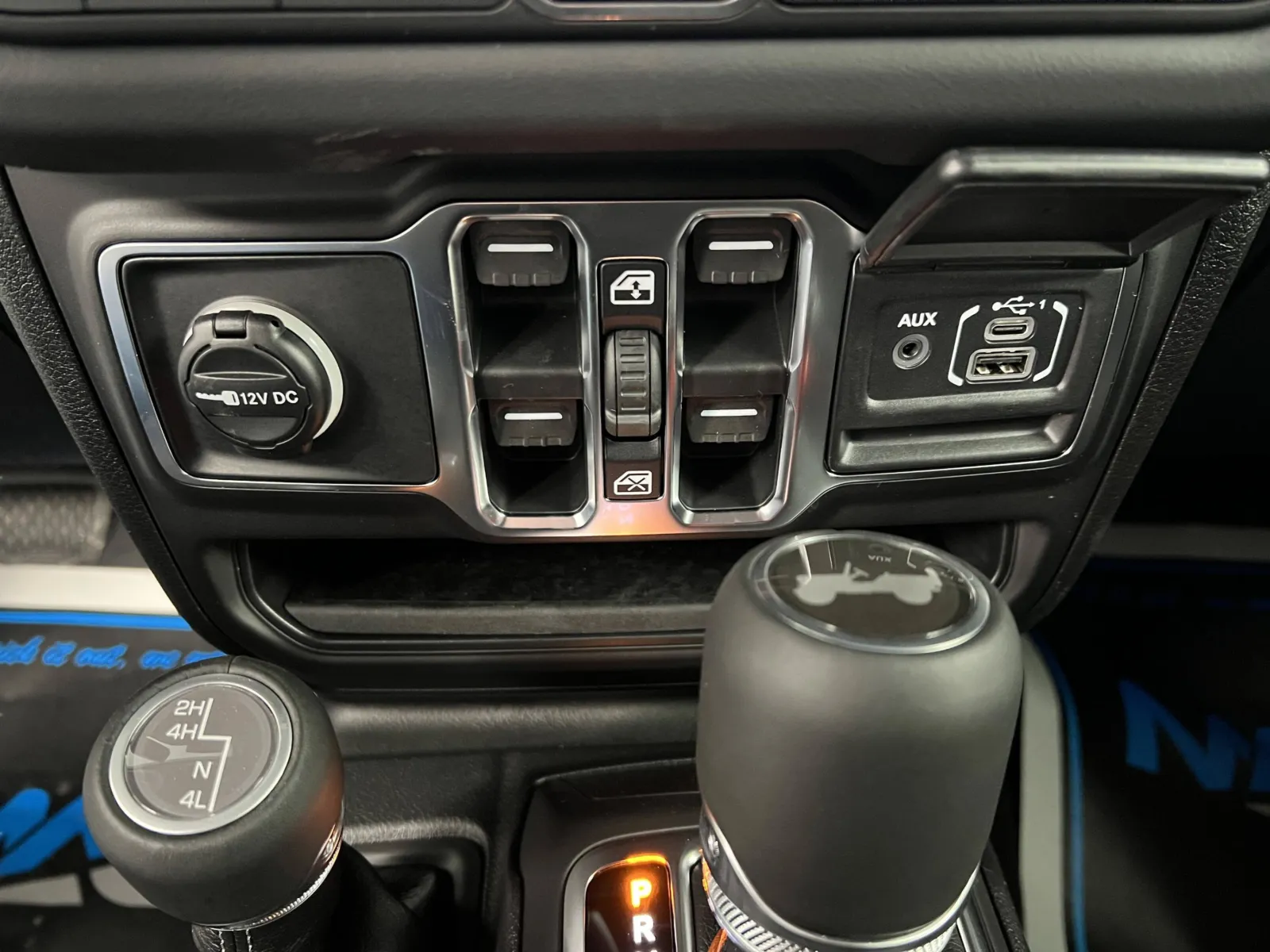 Jeep Wrangler photo 20