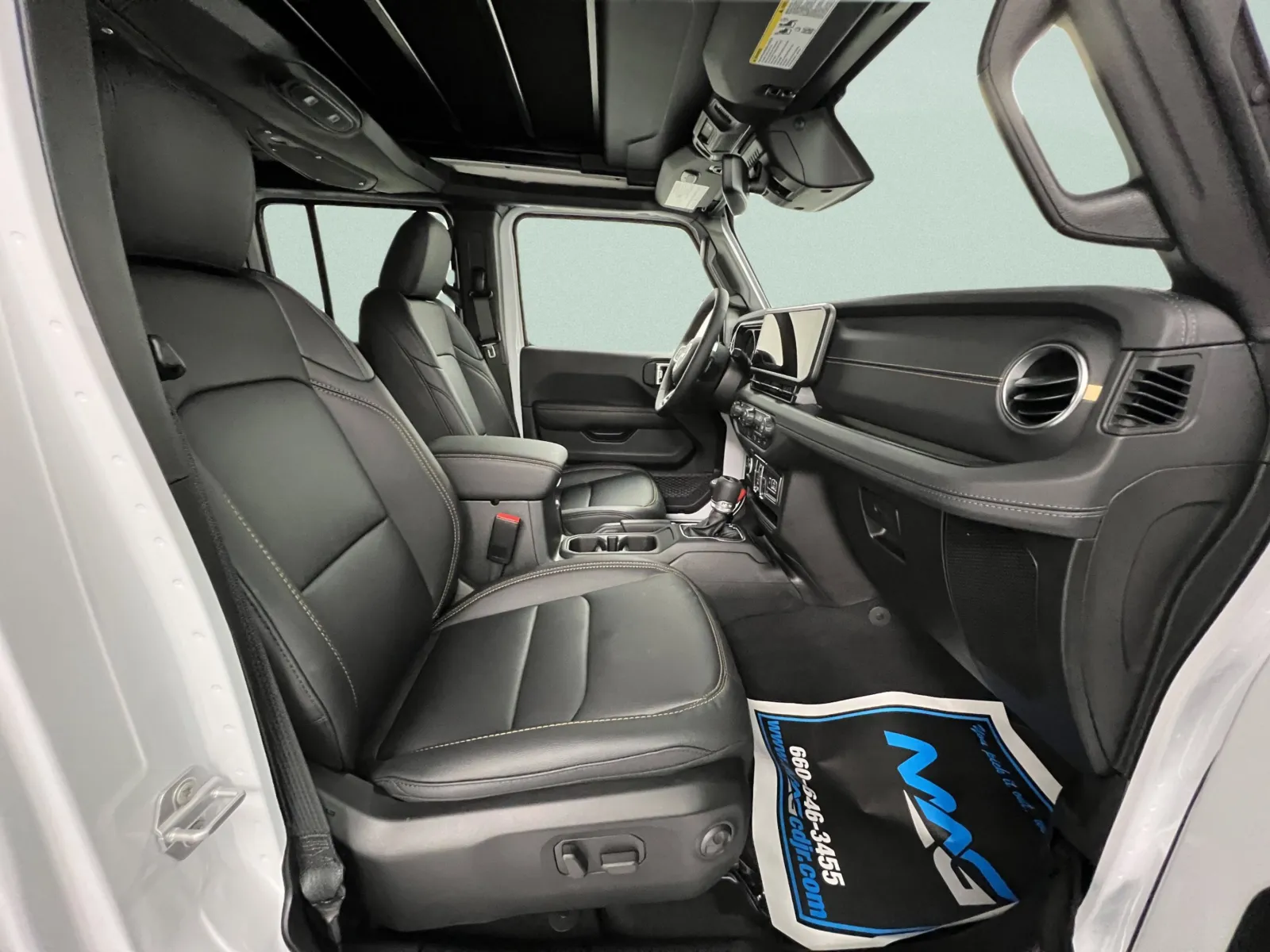Jeep Wrangler photo 34