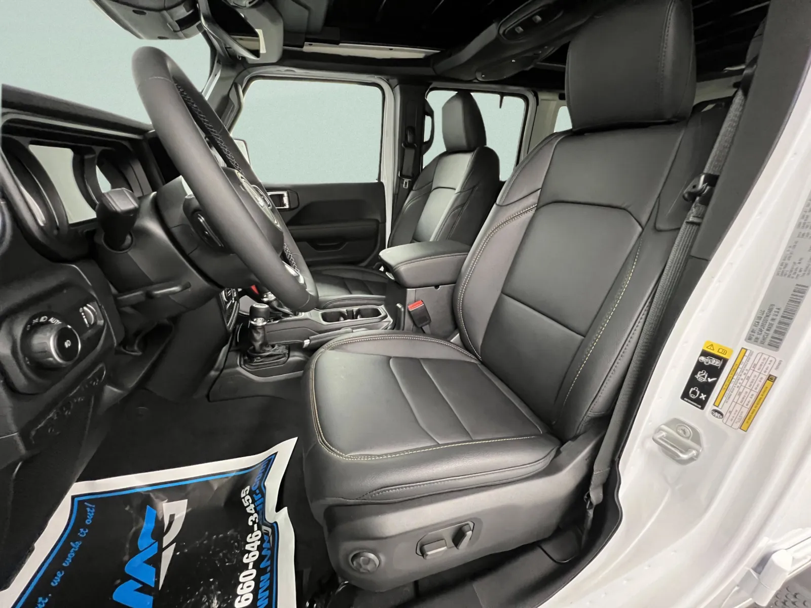 Jeep Wrangler photo 15