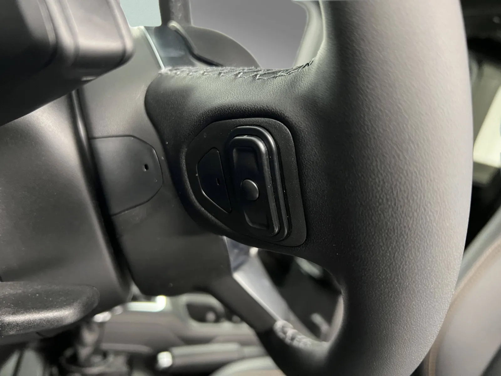 Jeep Wrangler photo 26