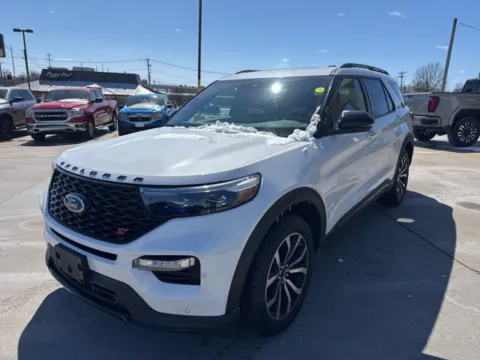 Photos of 2020 Ford Explorer ST for sale in Chillicothe, MO at MAG CDJR